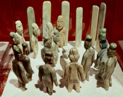 Offrande de seize figures masculines, de La Venta, Tabasco, période préclassique, IXe siècle av. J.-C. au Ier siècle apr. J.-C. - Olmec